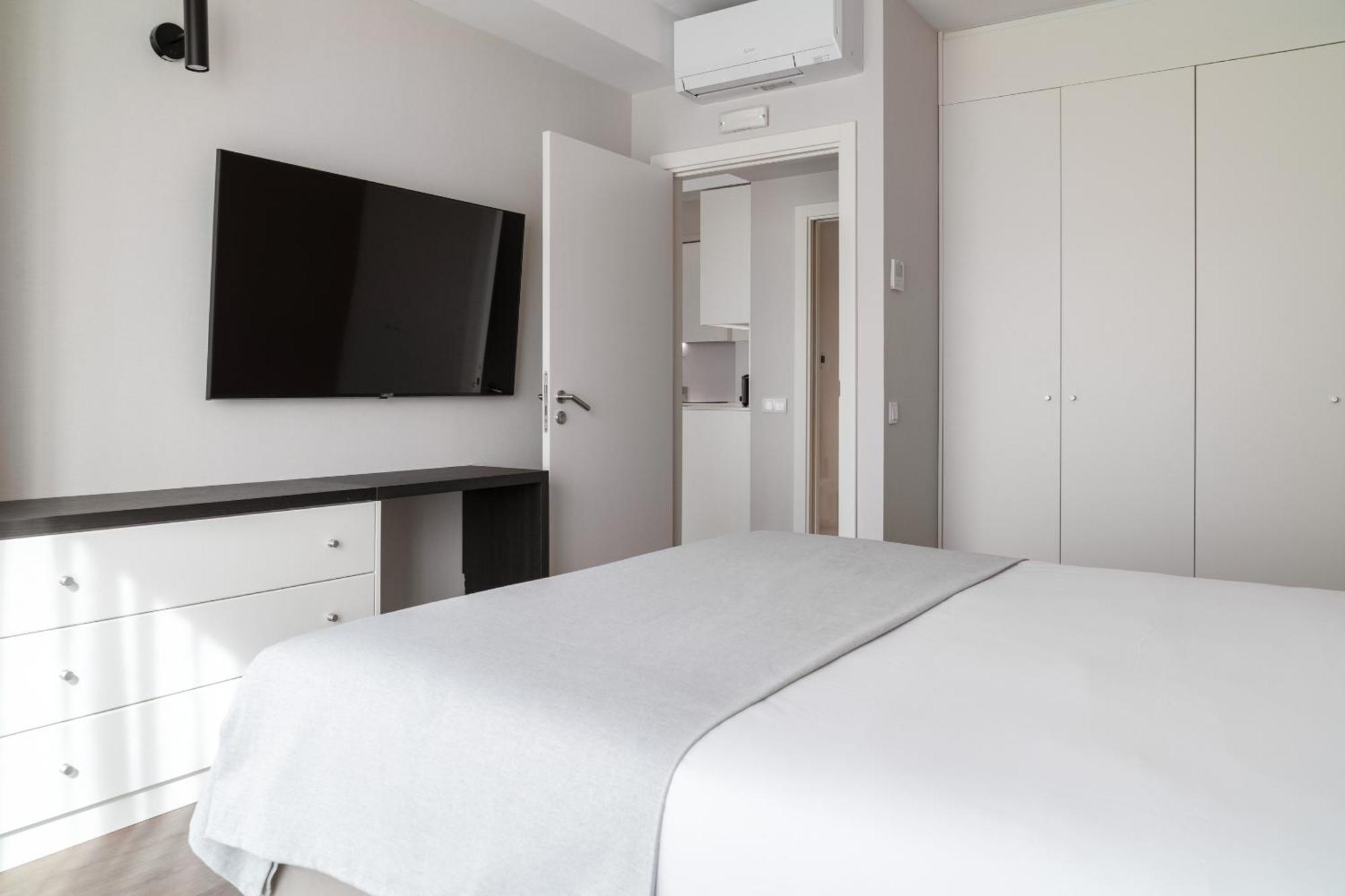 Apartment Limehome Defensores De Chaves Lisbon