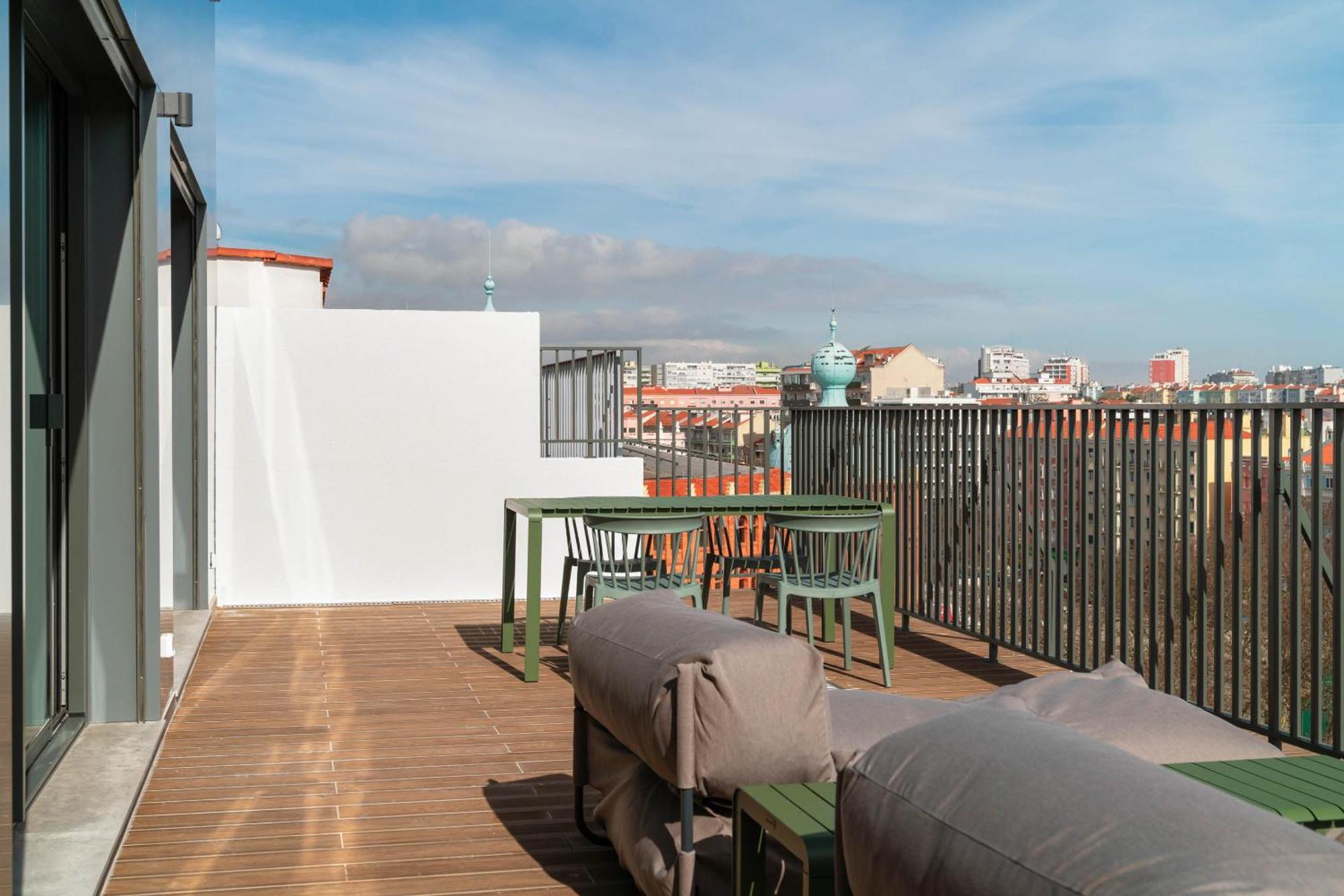 Limehome Defensores De Chaves