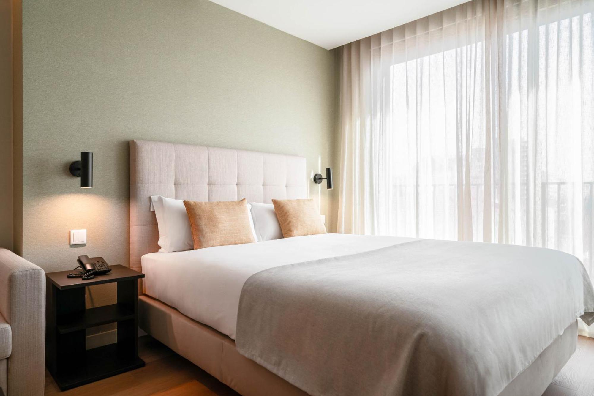 Appartement Limehome Defensores De Chaves